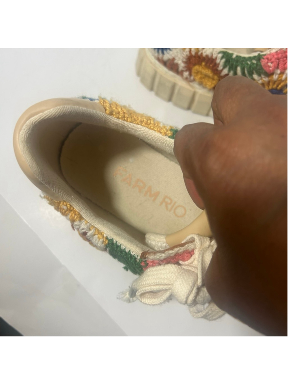 Women's Farm Rio Sunset Crochet Floral Sneakers Boho Size 9 White Multi-color - Picture 4 of 10